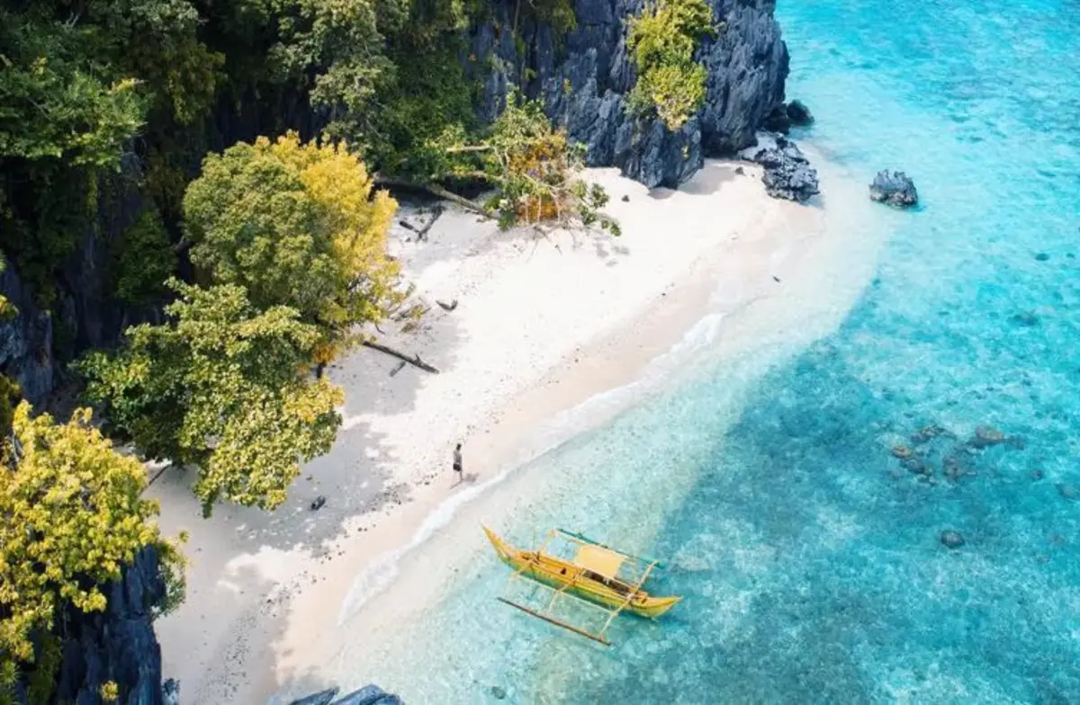 private Tour Lunch at the island