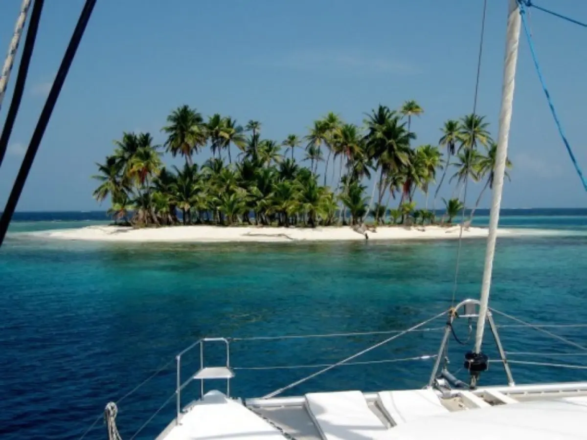 SEACRET CATAMARAN 