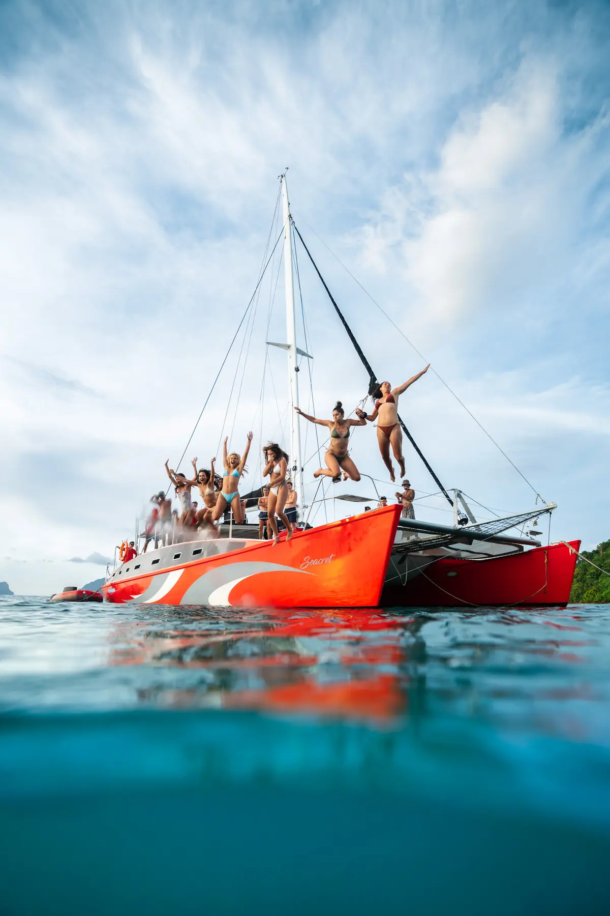 El Nido luxury Yacht Tour