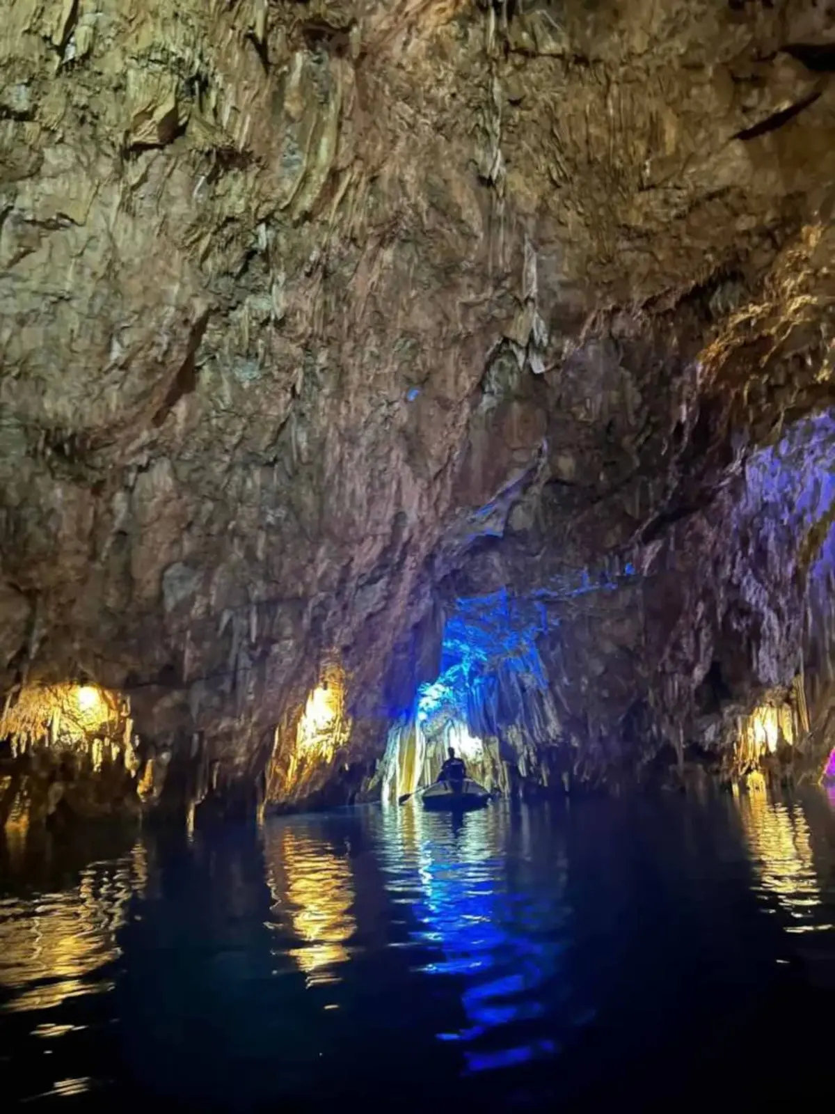 El Nido Coron Pukaway Cave